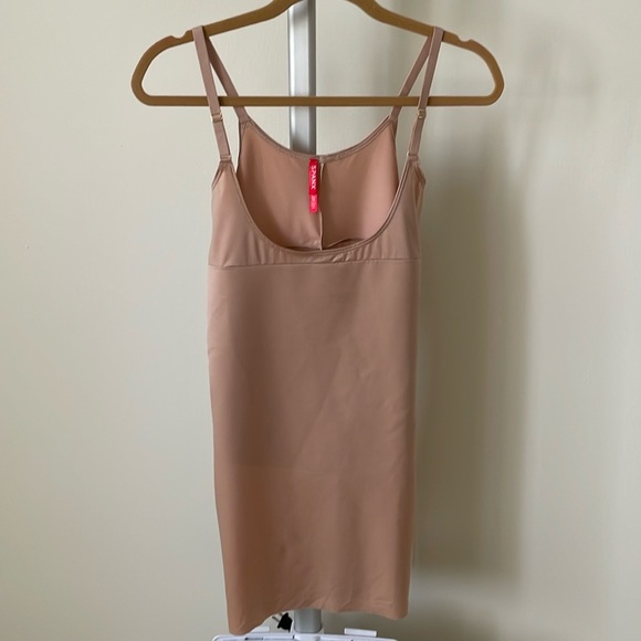 Spanx nude beige open bust shapewear, size XL - Picture 3 of 8